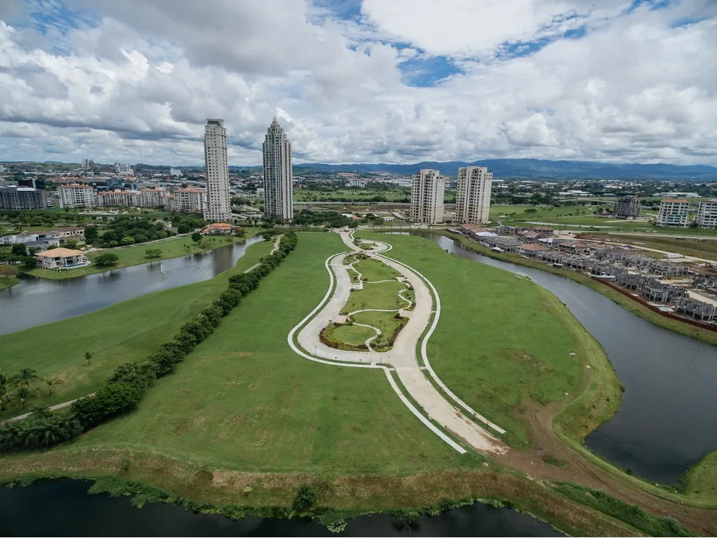 Santa Maria - Península Estates