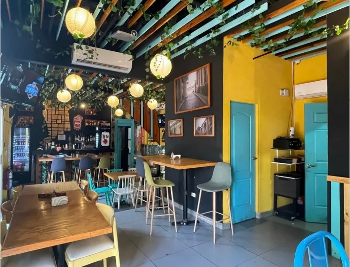 Casco Viejo - Flor de Lirio