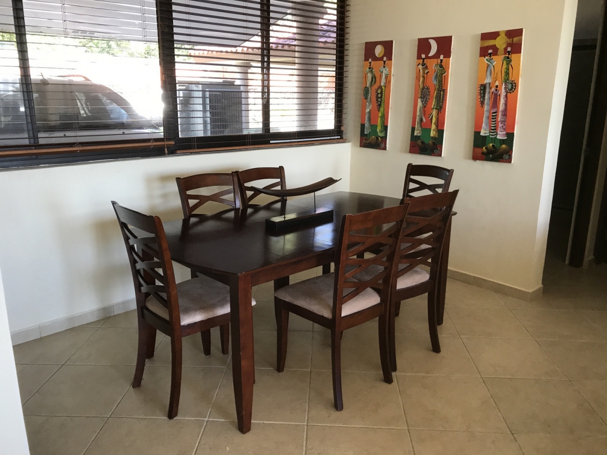 Comfortable ground-floor apartment in Boquete Country Club