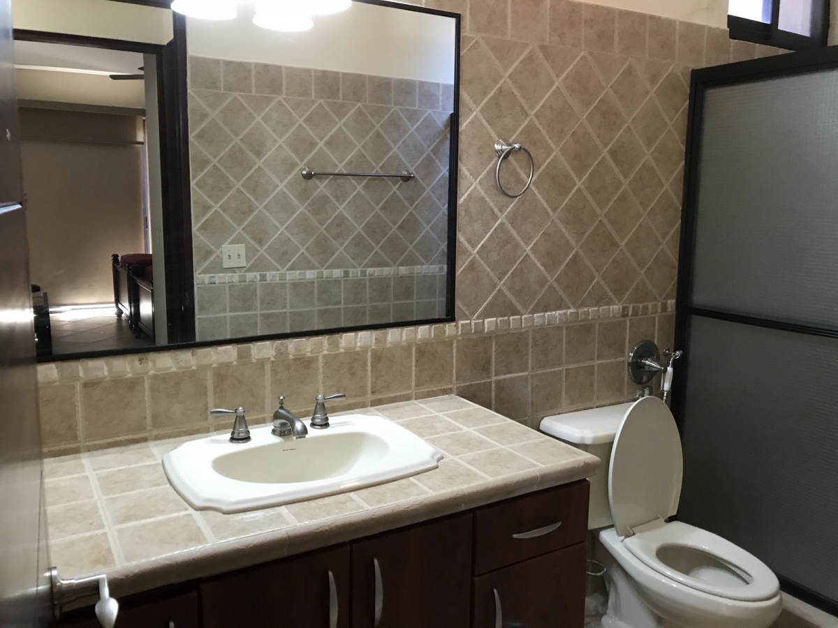 Comfortable ground-floor apartment in Boquete Country Club