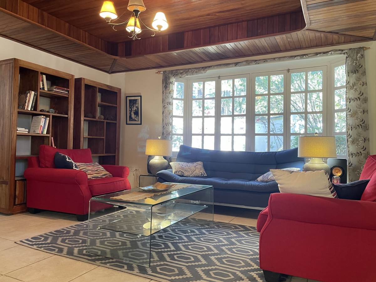 Dignified house with various income options in Volcancito, Boquete