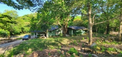 Large river house and cabin on 2 hectares near Dolega for rent