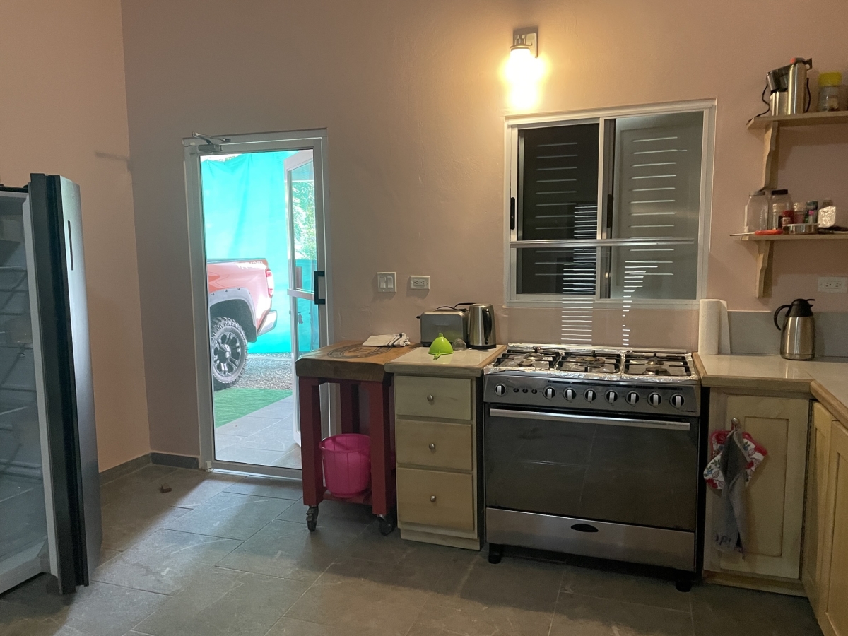屋 在 Las Lajas 出售