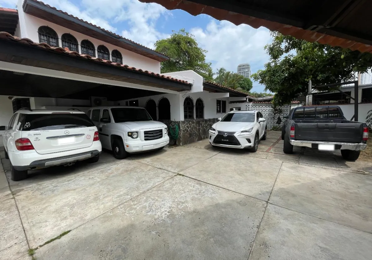Venta de Casa en Altos del Golf (San Francisco)
