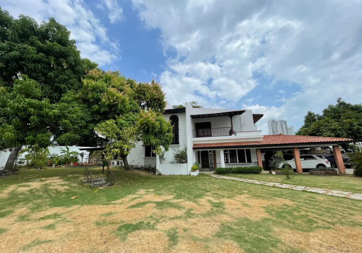Venta de Casa en Altos del Golf (San Francisco)