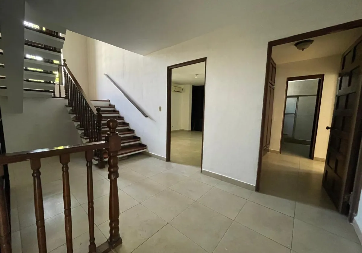 Venta de Casa en Altos del Golf (San Francisco)