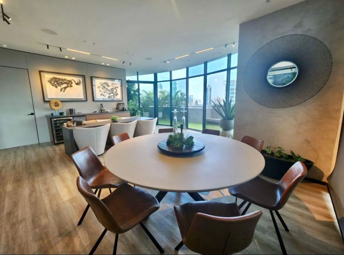 APARTMENT FOR SALE IN PH TORRE DEL PARQUE