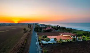 Luxury Beachfront Home For Sale Playa Barqueta