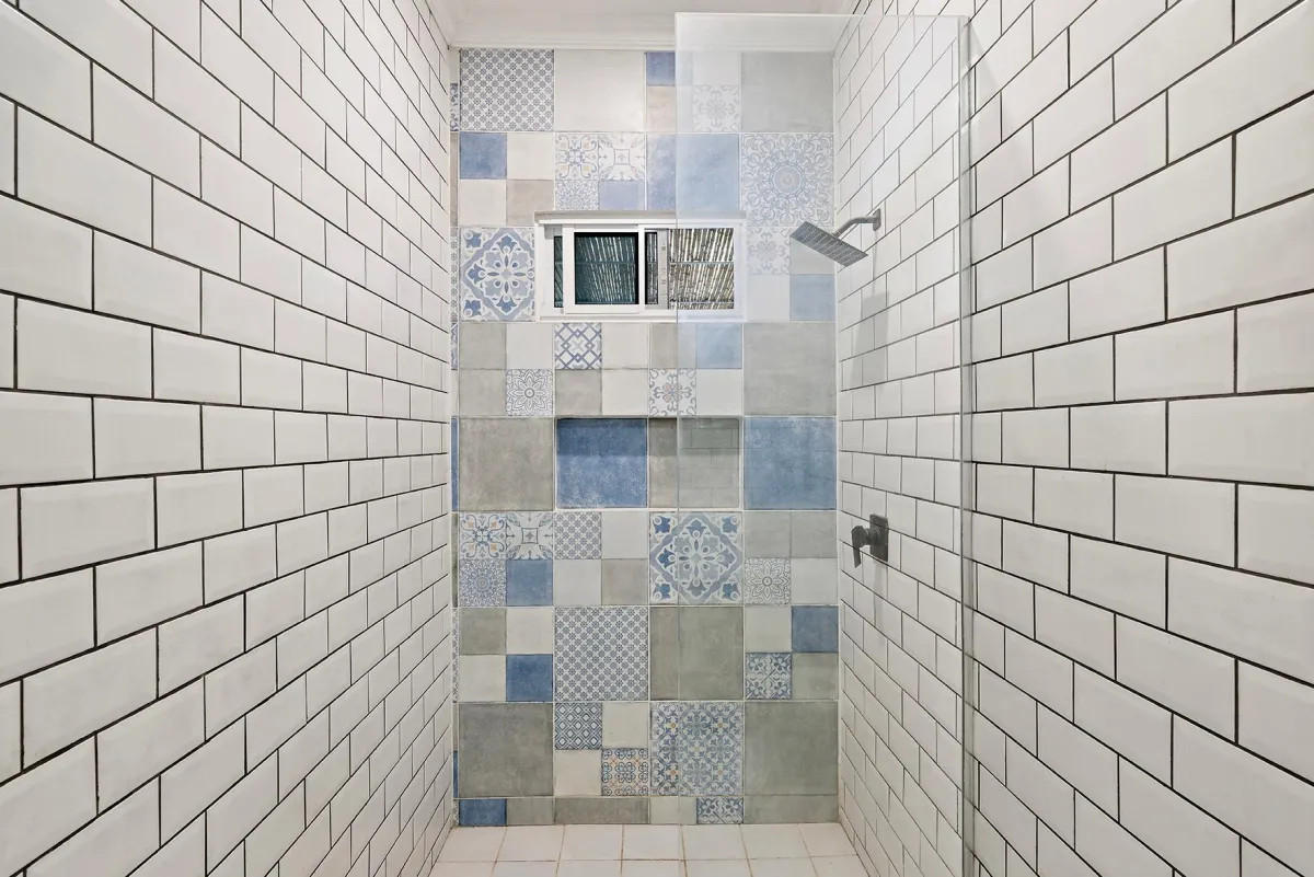 Casa con Piscina de Agua Salada en Dolega Panamá