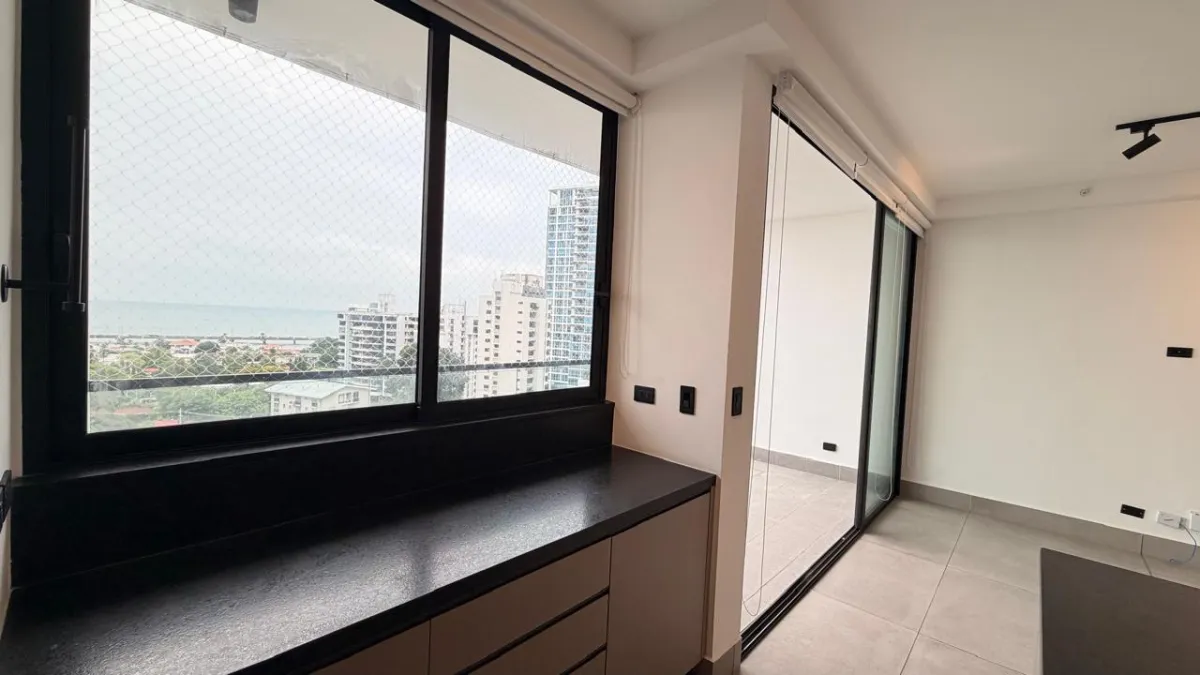 Apartment For Sale in Coco del Mar