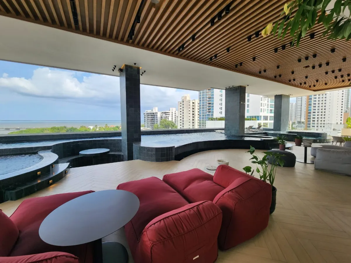 Apartment For Sale in Coco del Mar