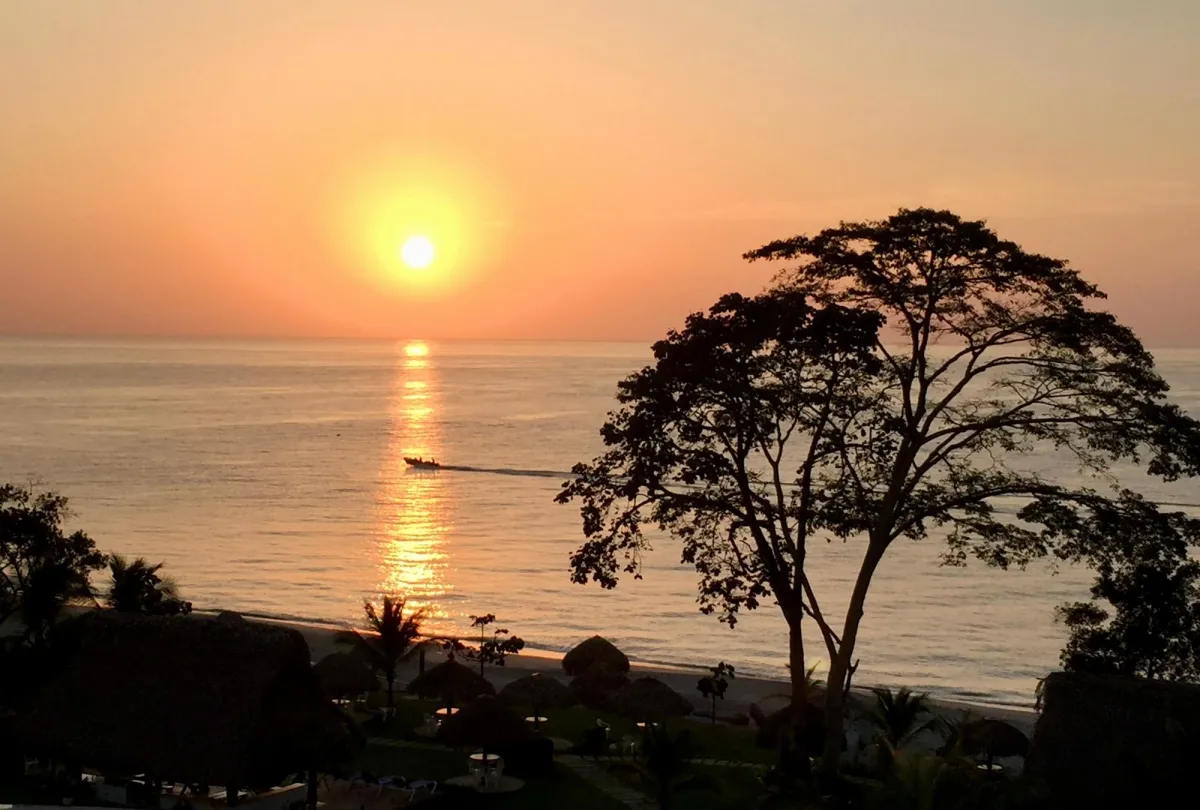 Pure Beachfront Luxury in Bijao