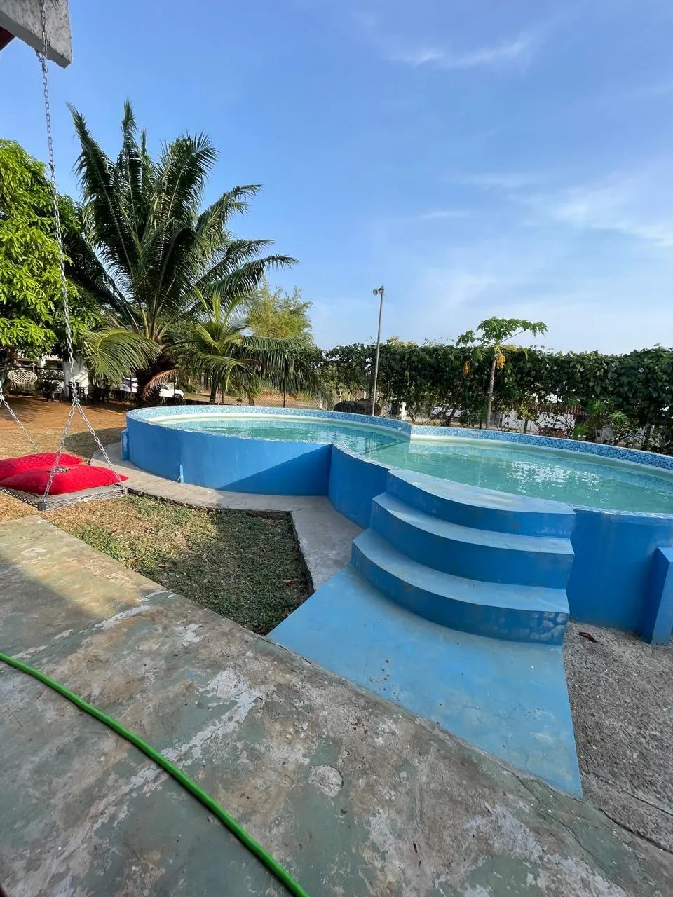 COUNTRY HOUSE FOR SALE IN UTIVÉ