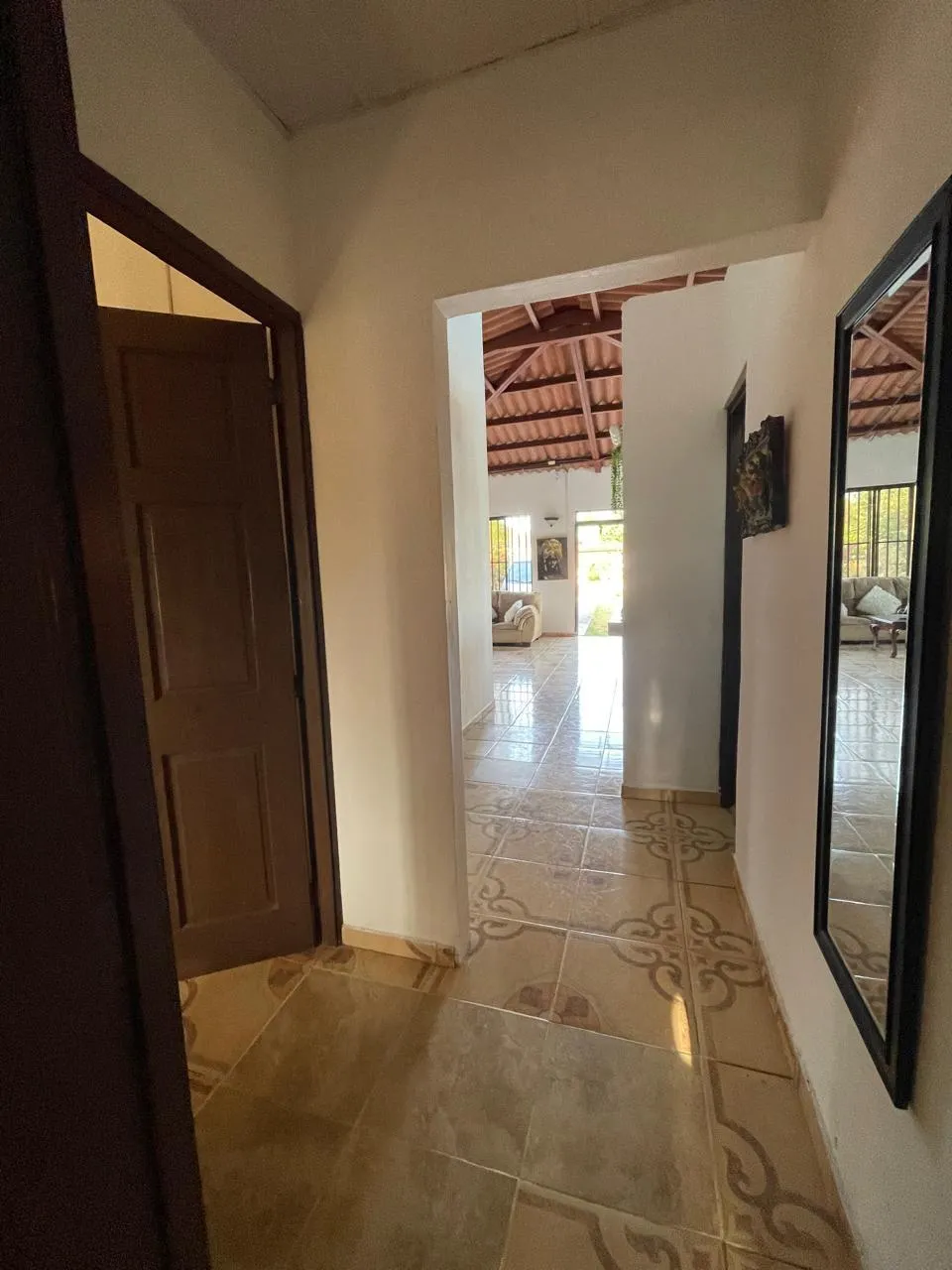 COUNTRY HOUSE FOR SALE IN UTIVÉ