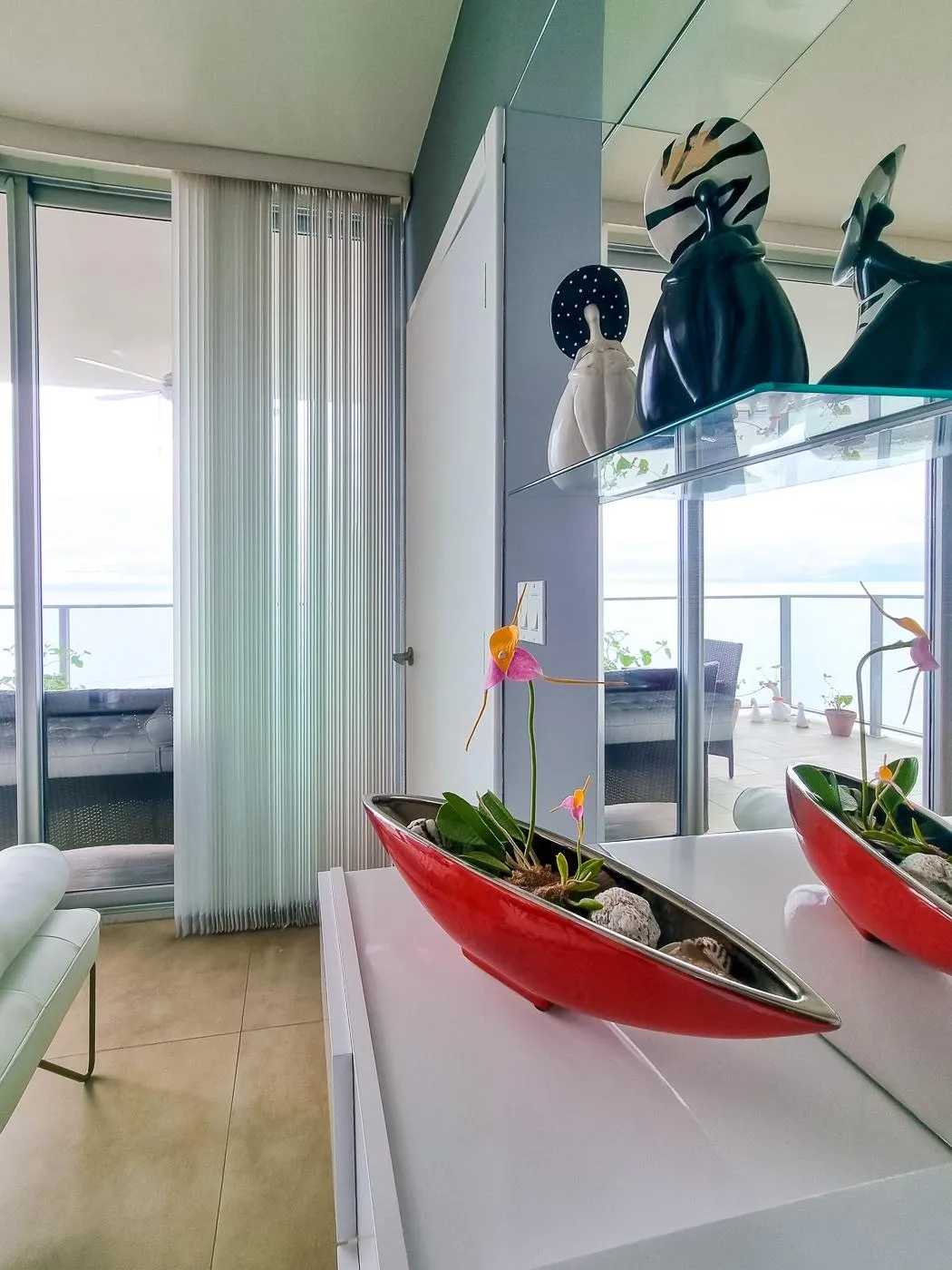 Stunning apartment with ocean views PH Riomar