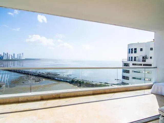EN VENTA APARTAMENTO EN COCO DEL MAR