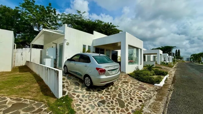 BEACH ESCAPE AT IBIZA RESIDENCES