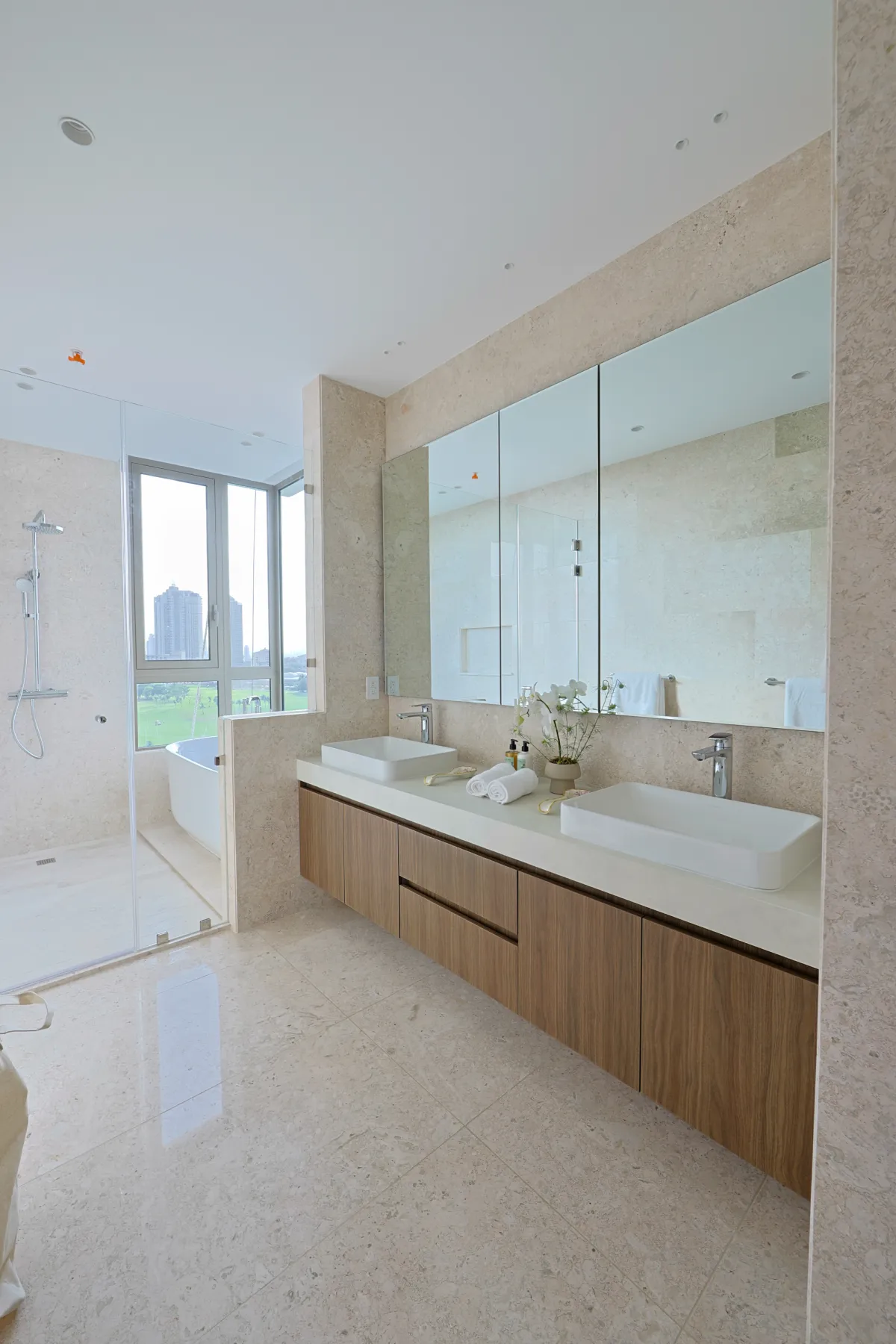 Venta de Apartamentos en PH Guayacán, Santa María, Panamá