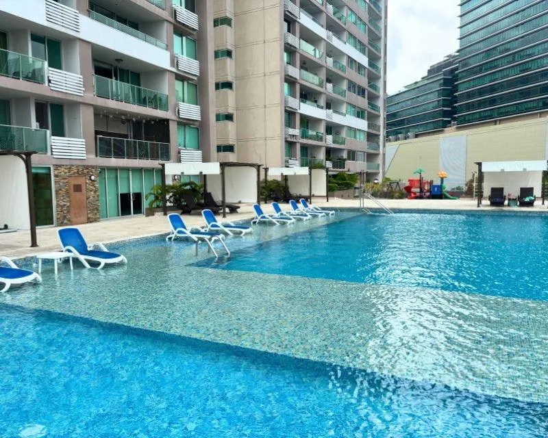 PH Sevilla on Costa del Este with amenities for al