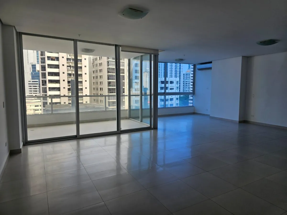 Apartment for sale in Marbella 47, repossessed