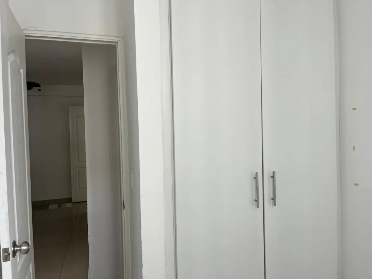 Se Vende apartamento en Ph San Francisco Bay reposeído