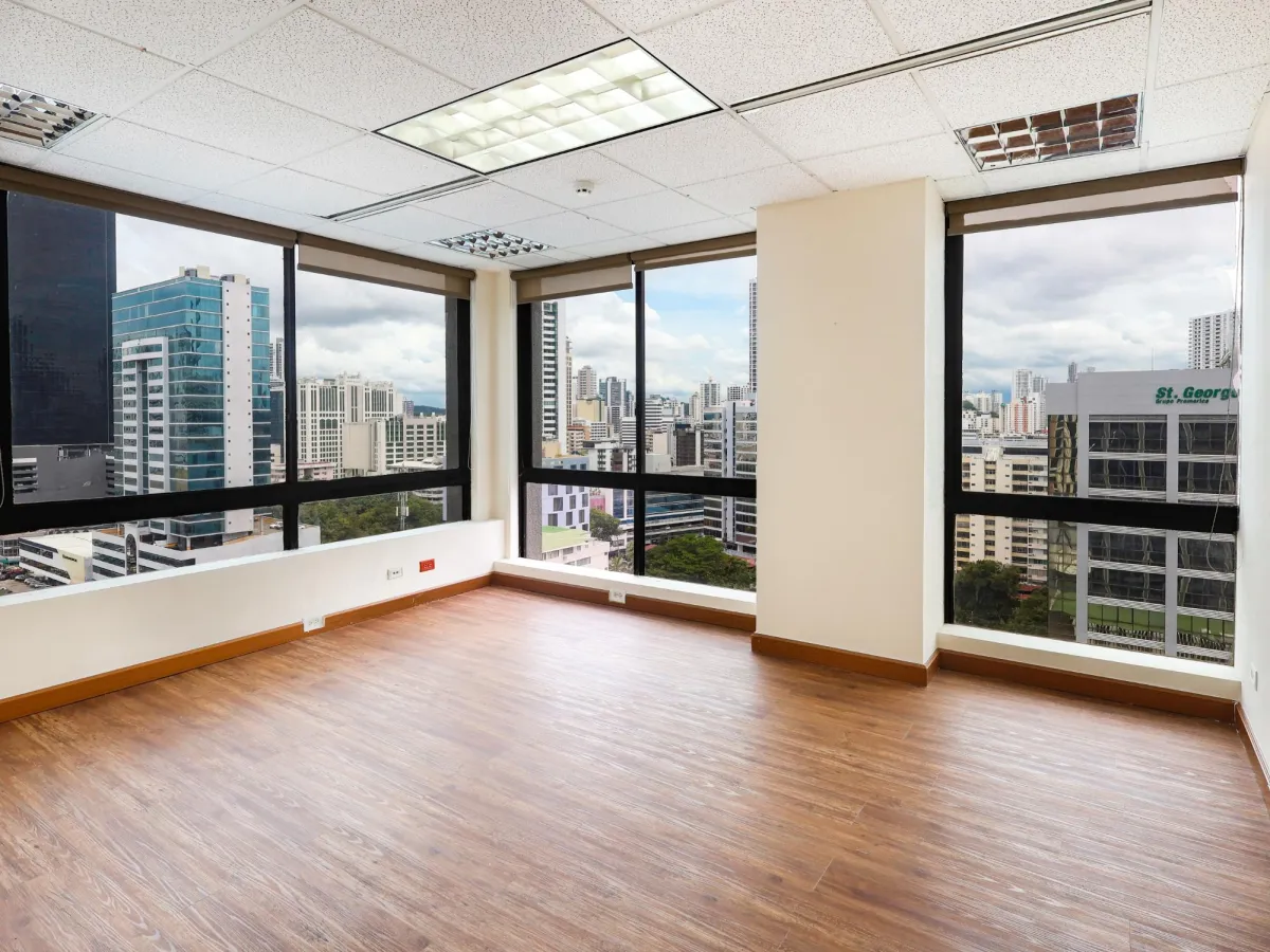 Office Floor for Rent Calle 50 PH Plaza 2,000