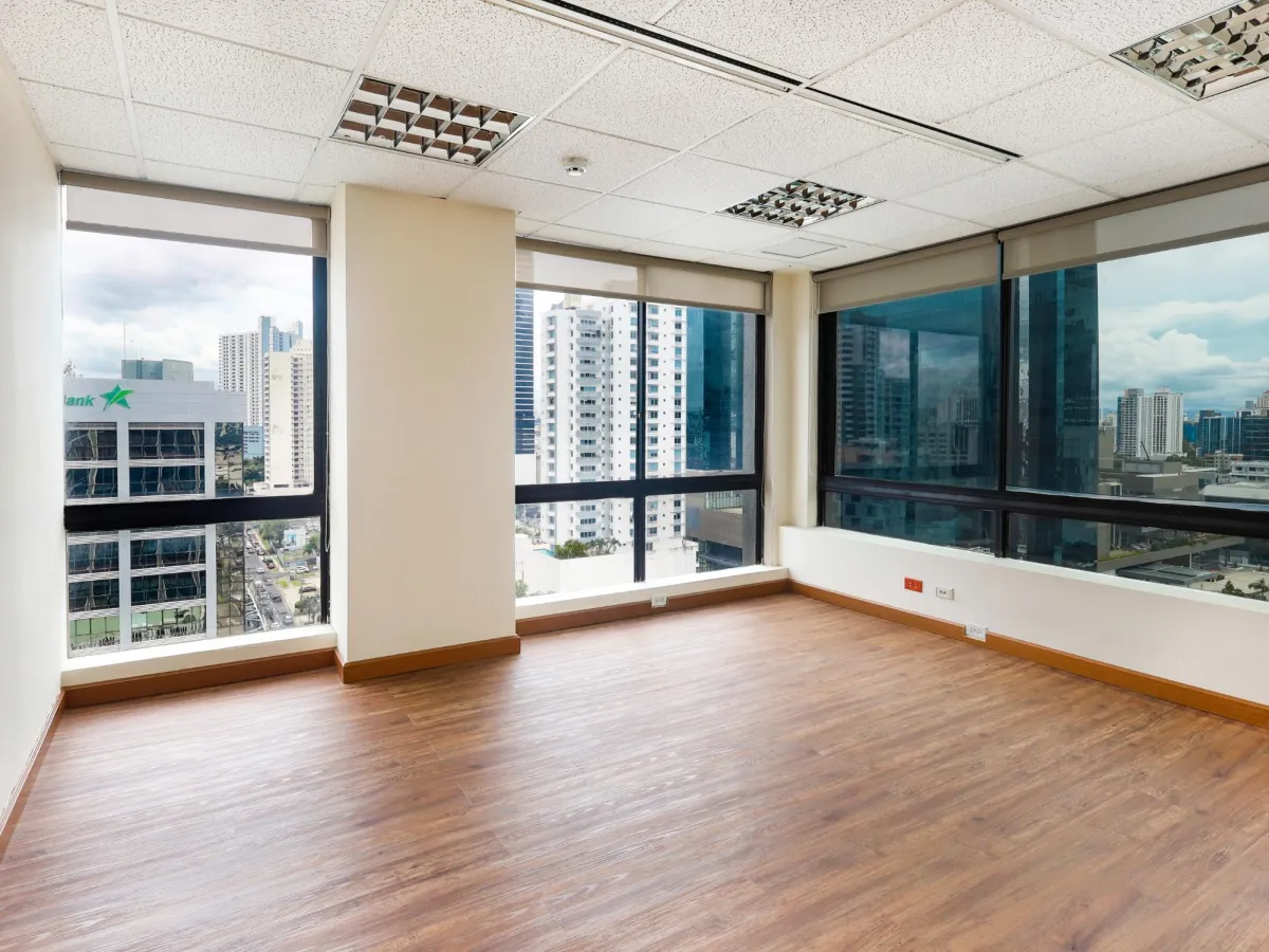 Office Floor for Rent Calle 50 PH Plaza 2,000