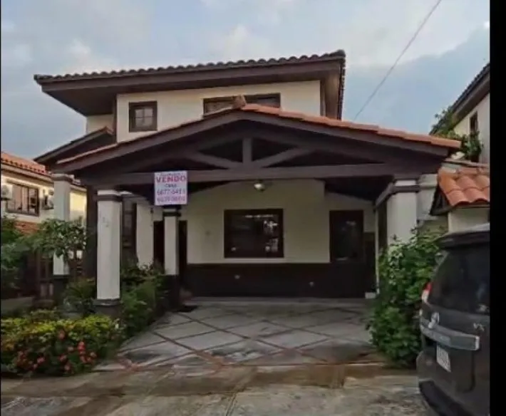 HOUSE FOR SALE PH MIRADOR DEL LAGO