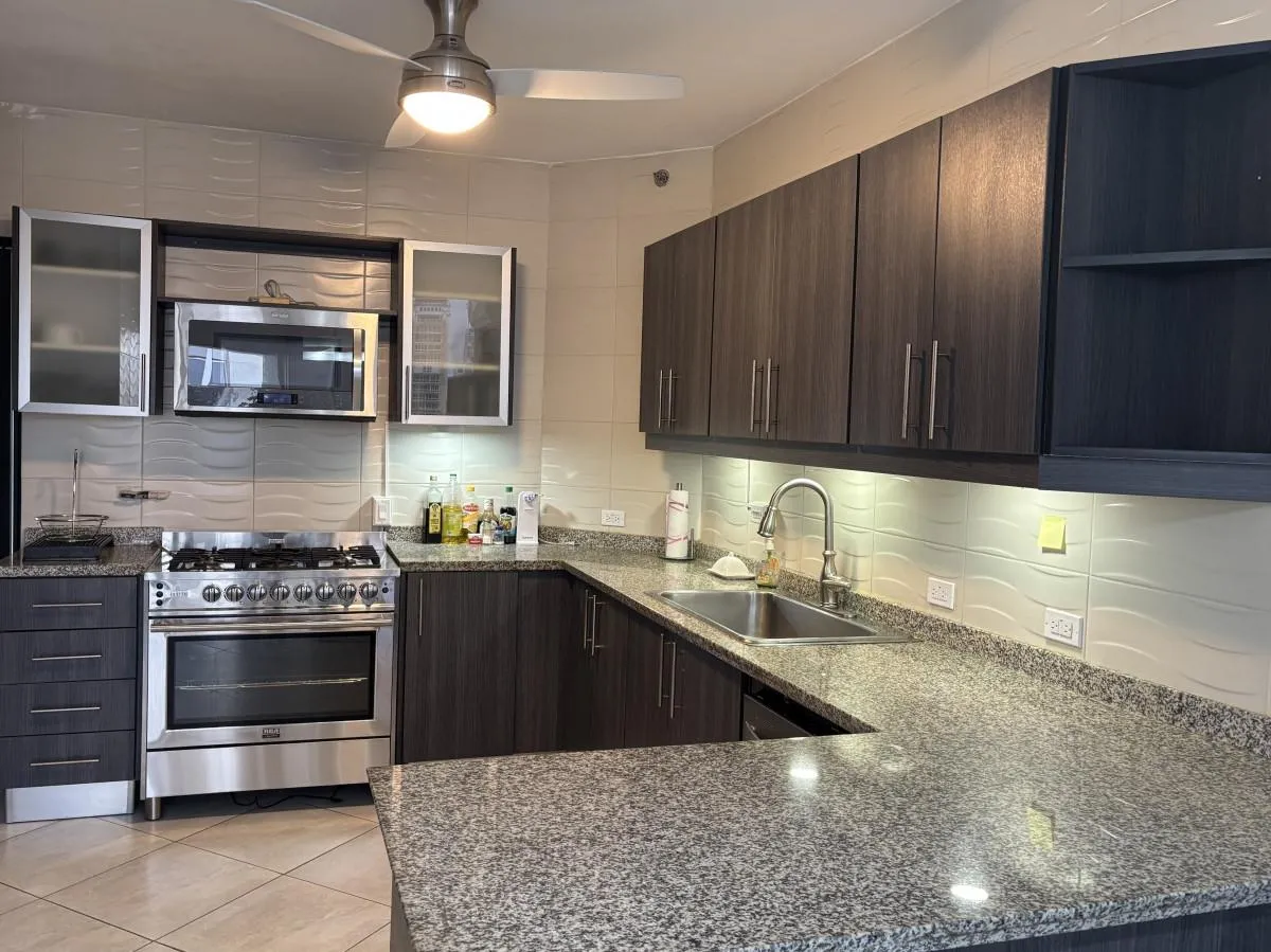 Junior Penthouse for sale in Luxor 100
