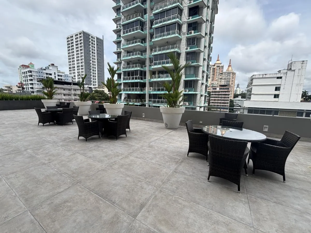 Junior Penthouse for sale in Luxor 100