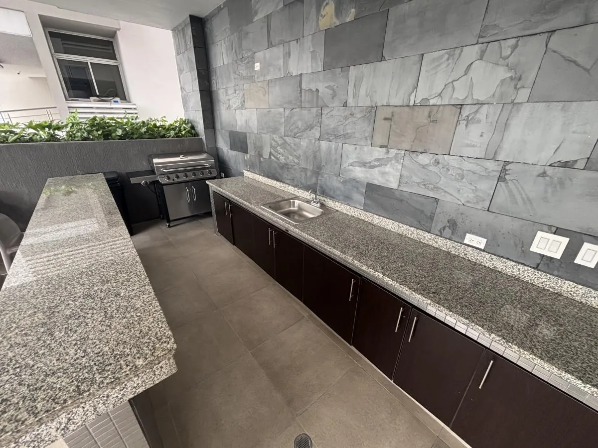 Junior Penthouse for sale in Luxor 100