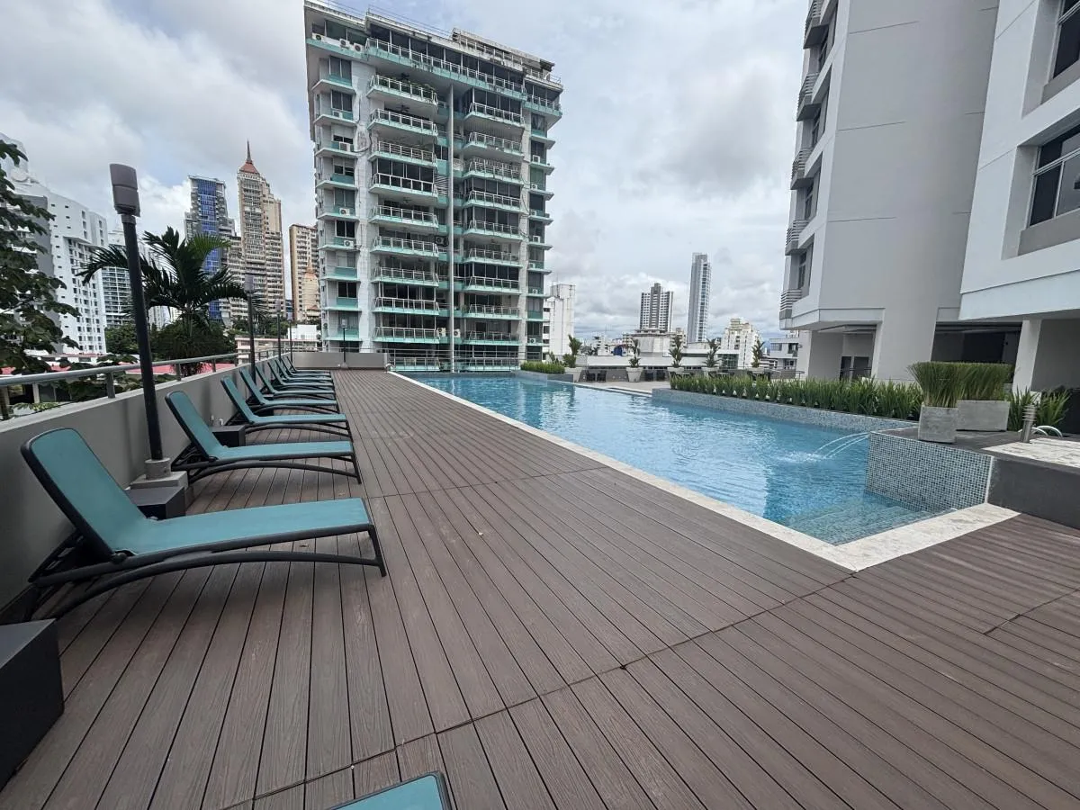 Junior Penthouse for sale in Luxor 100
