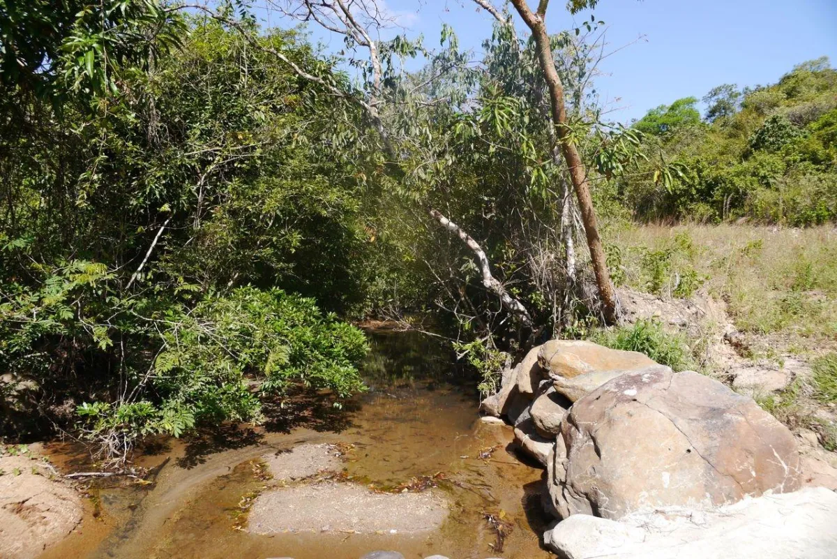 7.5 HECTARES LAND, OCEAN AND MOUNTAINS VIEWS