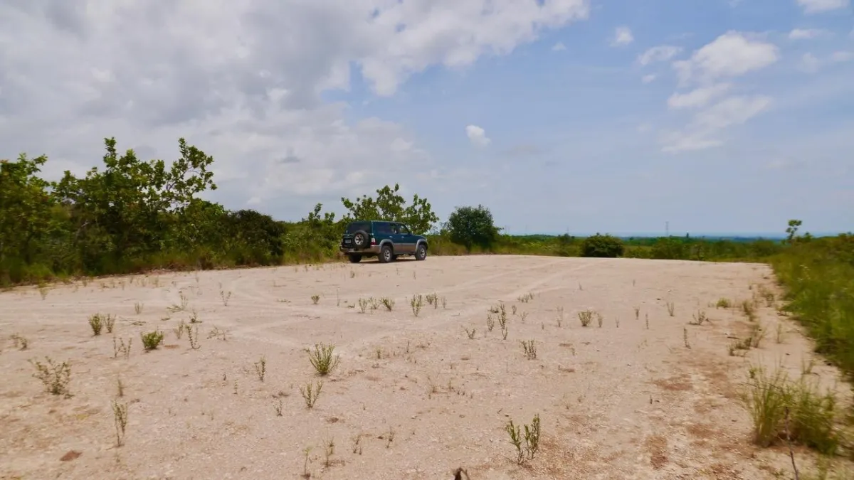 7.5 HECTARES LAND, OCEAN AND MOUNTAINS VIEWS