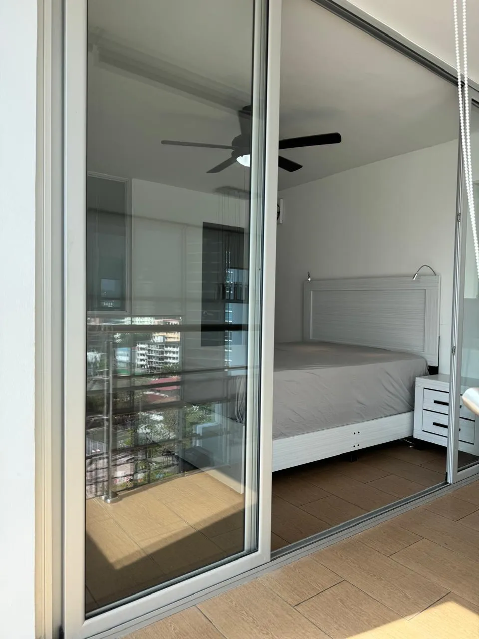 Apartment For Sale in Vía Argentina