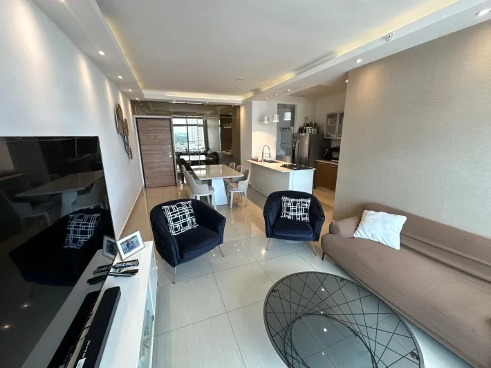 Remodeled apartment for sale in PH Venezia Tower
