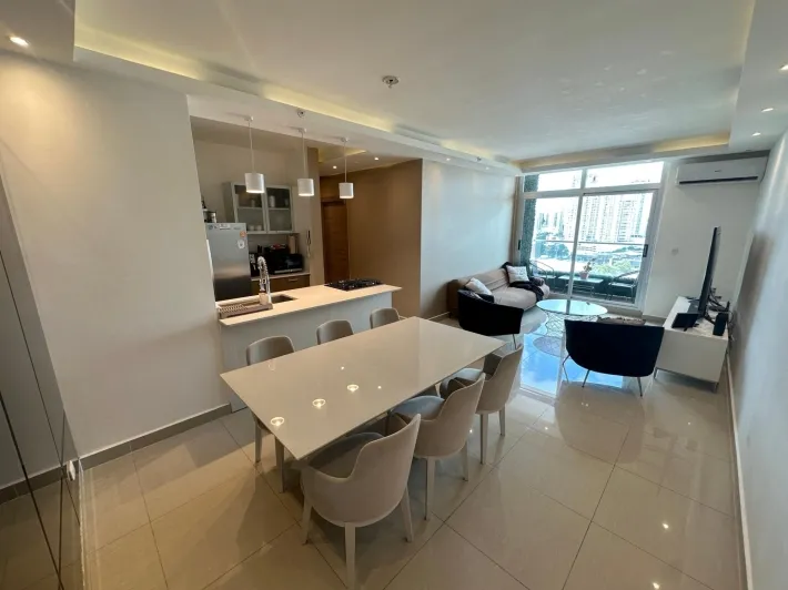 Remodeled apartment for sale in PH Venezia Tower