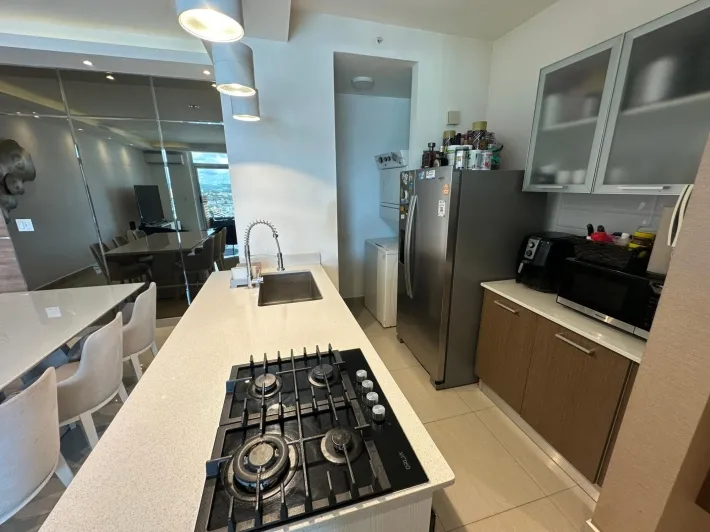 Remodeled apartment for sale in PH Venezia Tower