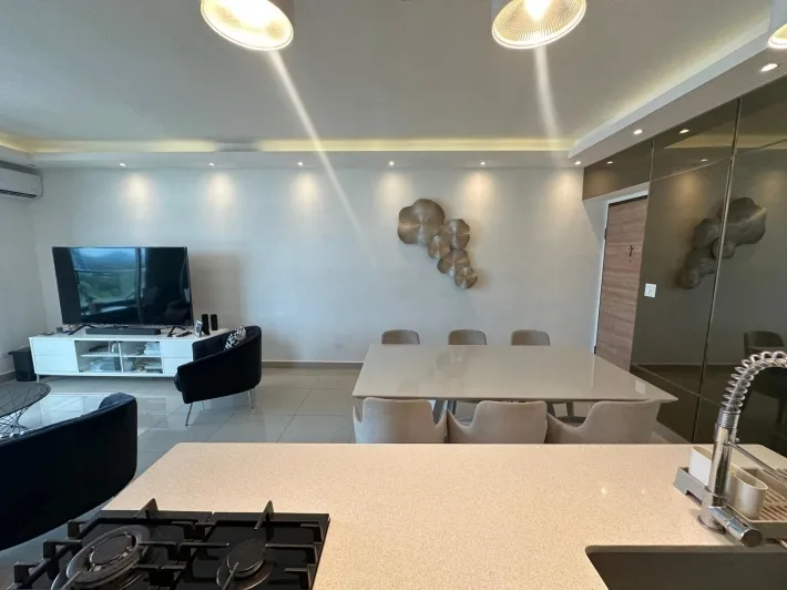 Remodeled apartment for sale in PH Venezia Tower