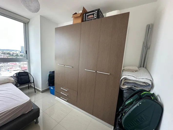 Remodeled apartment for sale in PH Venezia Tower