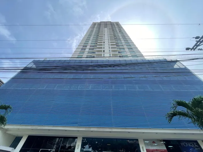 Remodeled apartment for sale in PH Venezia Tower