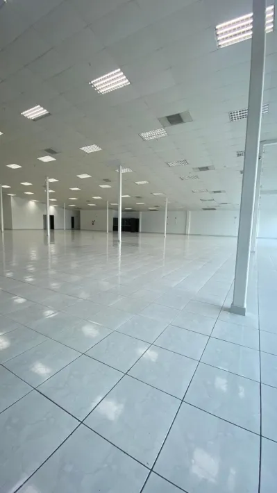 For sale/Rent -Commercial space-Plaza Conquistador