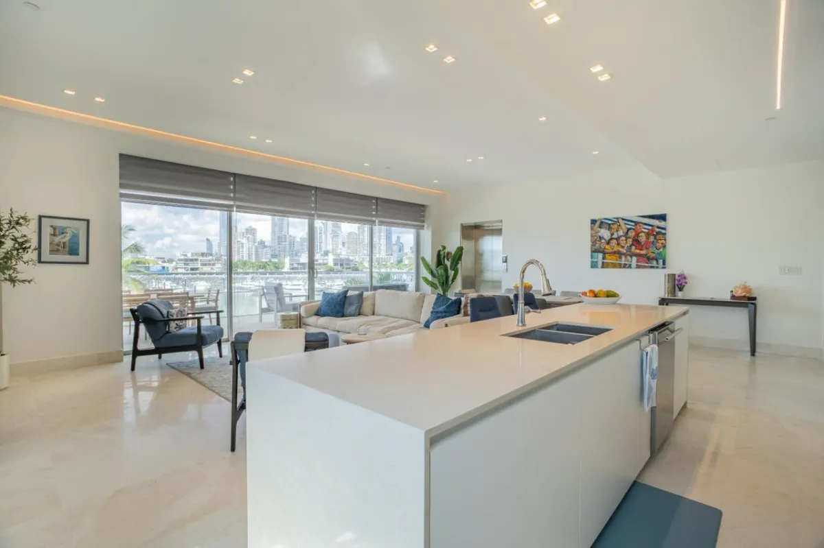 BEACH CLUB RESIDENCES, OCEAN REEF ISLAND