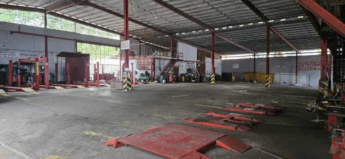 Commercial Warehouse for Sale located in Santa Ana