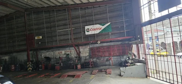 Commercial Warehouse for Sale located in Santa Ana