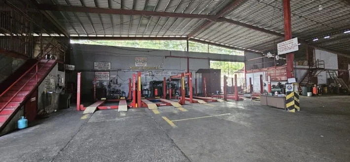 Commercial Warehouse for Sale located in Santa Ana