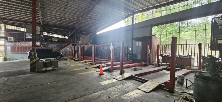 Commercial Warehouse for Sale located in Santa Ana
