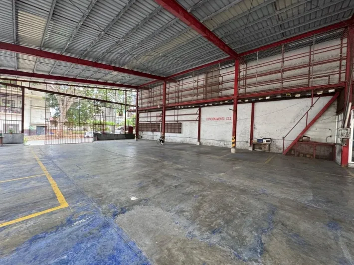 Commercial Warehouse for Sale located in Santa ana