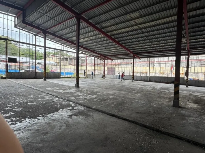 Commercial Warehouse for Sale located in Santa ana