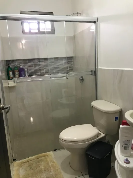 Cornered house for sale in San Carlitos (David)